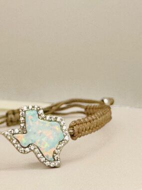 925 Silver Texas Opal Macramé Bracelet